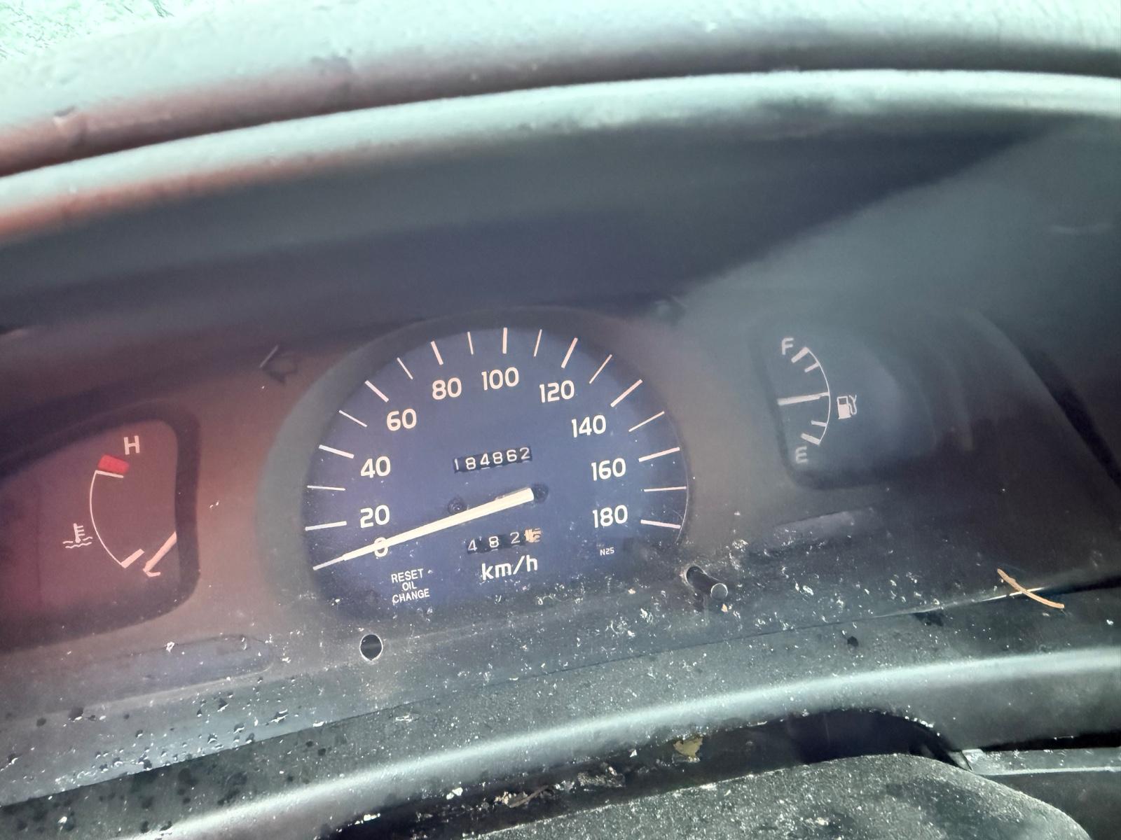 Toyota Hilux 2005 — photo 9