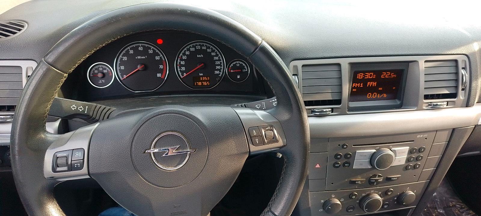 Opel Signum 2008 — photo 9