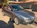 Alfa Romeo 147 1.6 16V TS (105) 5 porte black li - graue Alfa Romeo 147