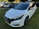 Nissan Leaf N-Connecta 40KWH/NAV/360CAM/CRUISE/STVERWAR - Nissan Leaf aus 2018