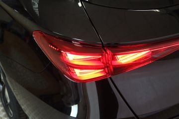 Cupra Leon Sportstourer 1.5 LED Kamera AHK elek. Heckk