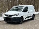 Peugeot Partner Premium L1 *3 Sitzer**1.Hand**131PS*AHK* - gebrauchte Peugeot Partner aus dem Jahr 2019