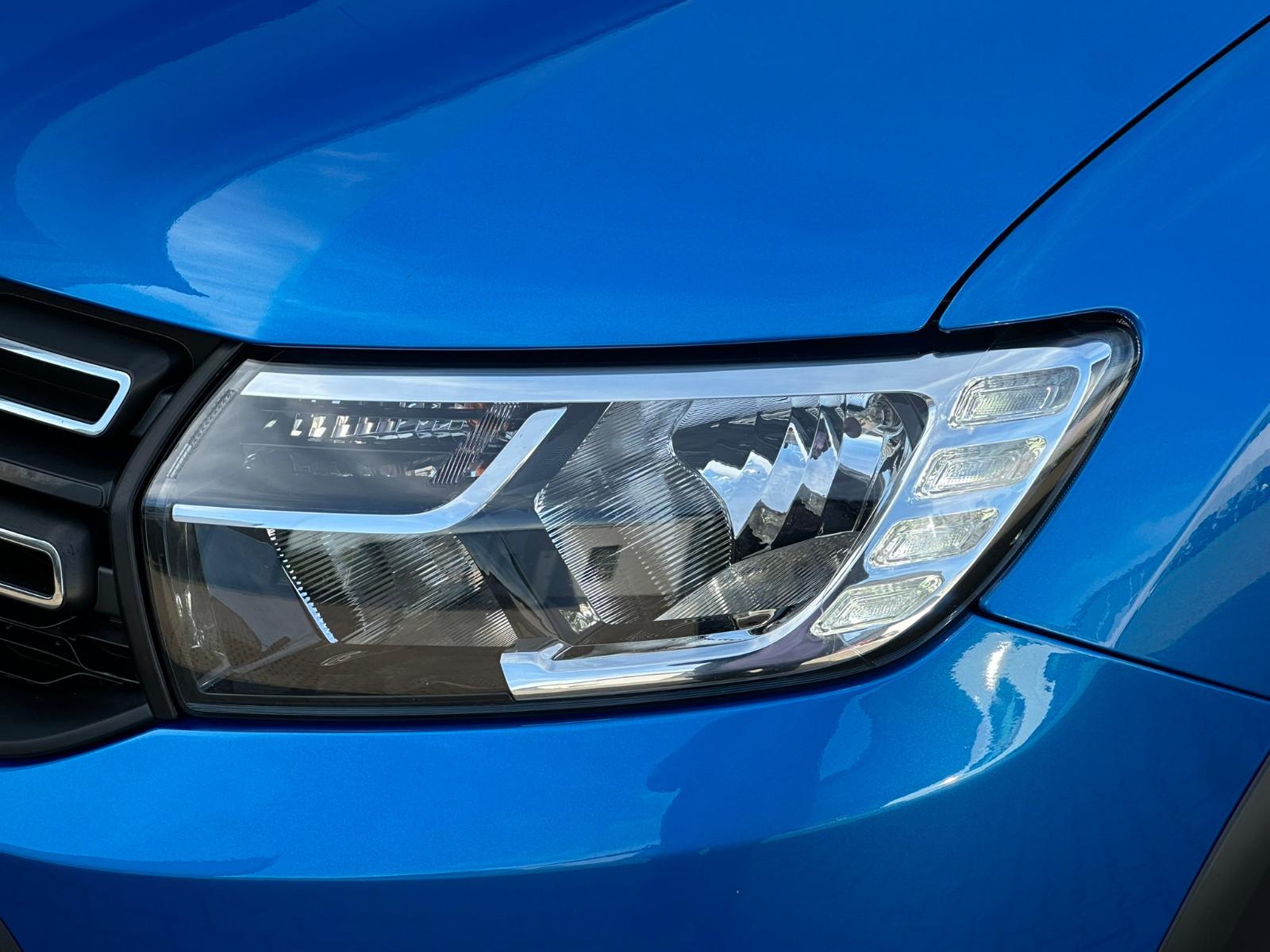 Dacia Sandero 0.9 TCe Stepway Celebration*Navi*Kamera
