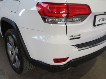Jeep Grand Cherokee - 11