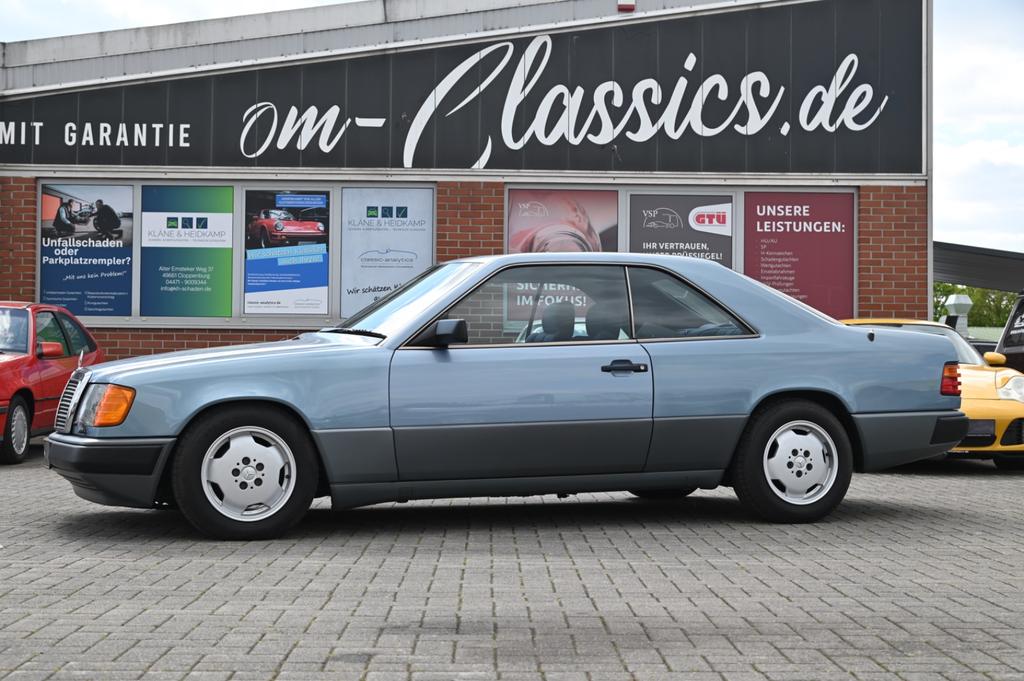 Mercedes-Benz CE 300