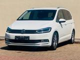 Volkswagen Touran Highline BMT/Start-Stopp Finanzierung - VW Touran Gebrauchtwagen in Karlsruhe