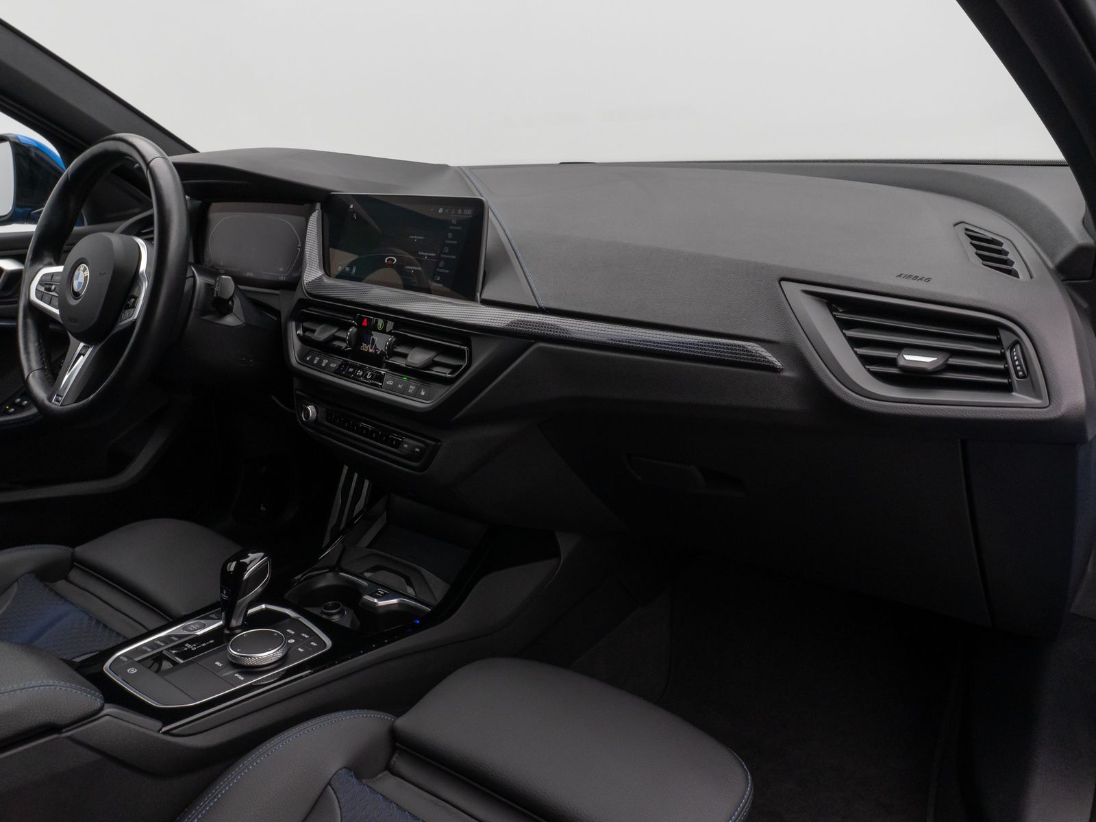 Fahrzeugabbildung BMW 118i M Sport DAB CockPitPr PDC Geschwindigkeitsr