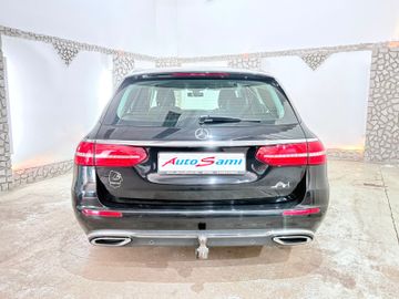Mercedes E 220 - 6