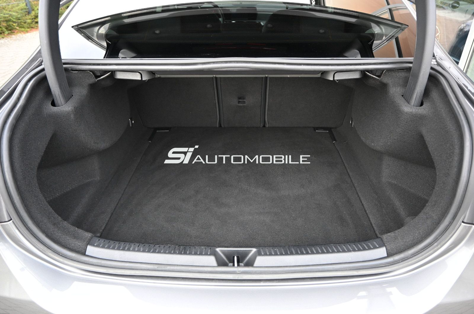 Fahrzeugabbildung Mercedes-Benz A 220 d DCT Limousine AMG Line °NIGHT°ACC°360°