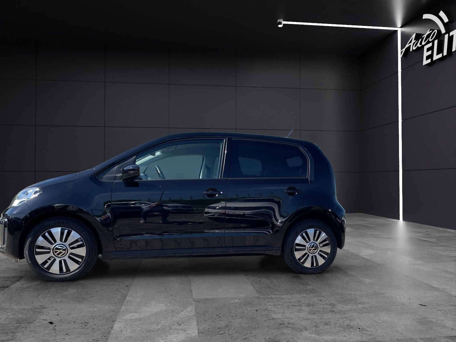 Fahrzeugabbildung Volkswagen e-up! Style Plus CCS Bluetooth SHZ