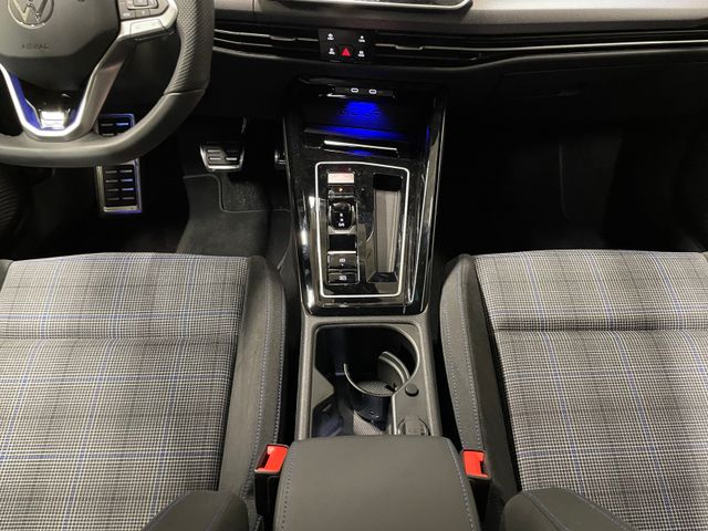 Golf VIII GTE 1.5 TSI eHybrid LED TRAVEL NAV