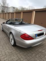 Mercedes-Benz SL 500 /deutsches Fahrzeug/Scheckheft/Garagenfzg - gebrauchte Mercedes-Benz SL 500 aus dem Jahr 2004