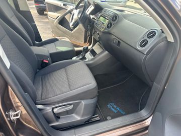 Volkswagen Tiguan - 9