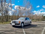 Mercedes-Benz 190 E 2,3-16 - Mercedes-Benz 190: 16 190e