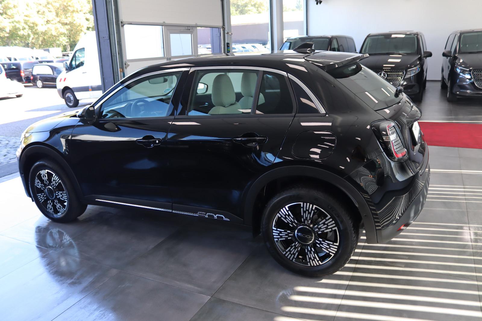 Fiat 600 1.2 Hybrid Basis  * 1.HAND *