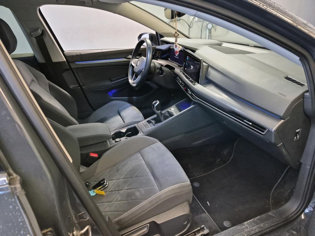 Volkswagen Golf 1.5 TSI Style AHZV anklappbar IQ.Light ACC, миниатюра 10