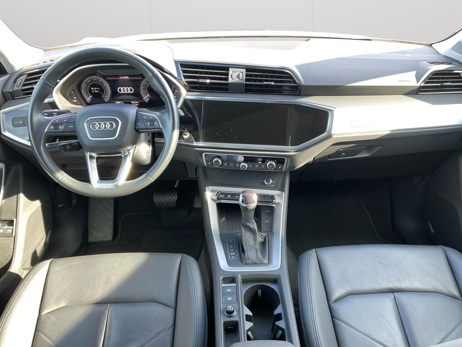 Audi Q3 Sportback 45 TFSI e S-tronic Rückkam Multilen foto 11