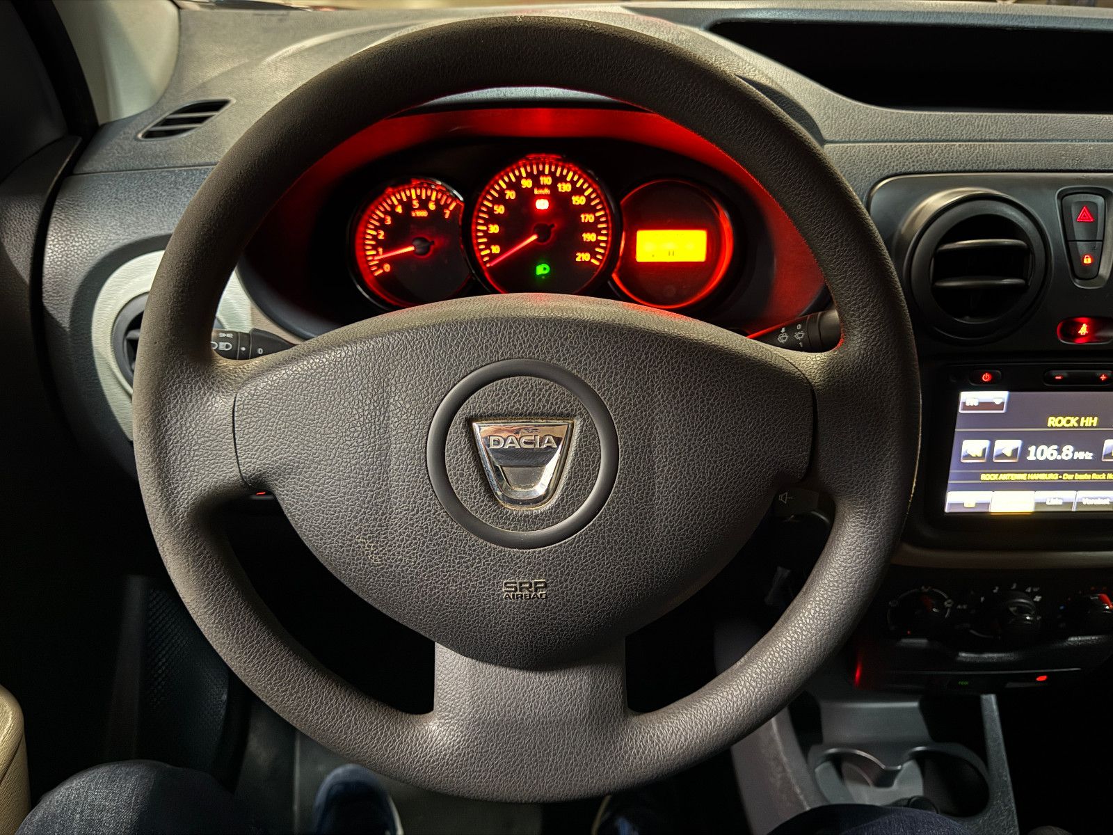 Fahrzeugabbildung Dacia Dokker Express Ambiance 1.6 LPG GAS NAVI AHK SHZ