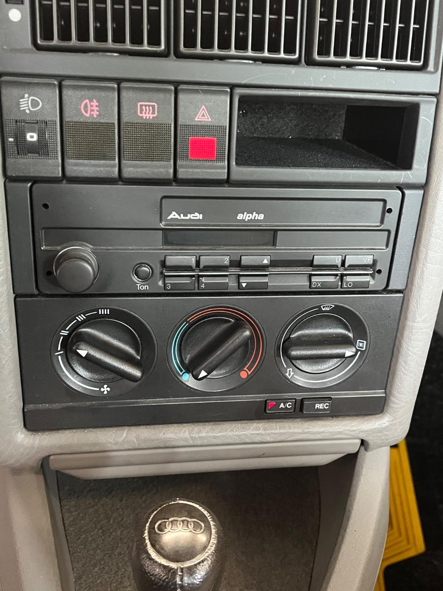 Audi 80 2.3 E Limo 5 Zylinder Motor mit Klimaanlage