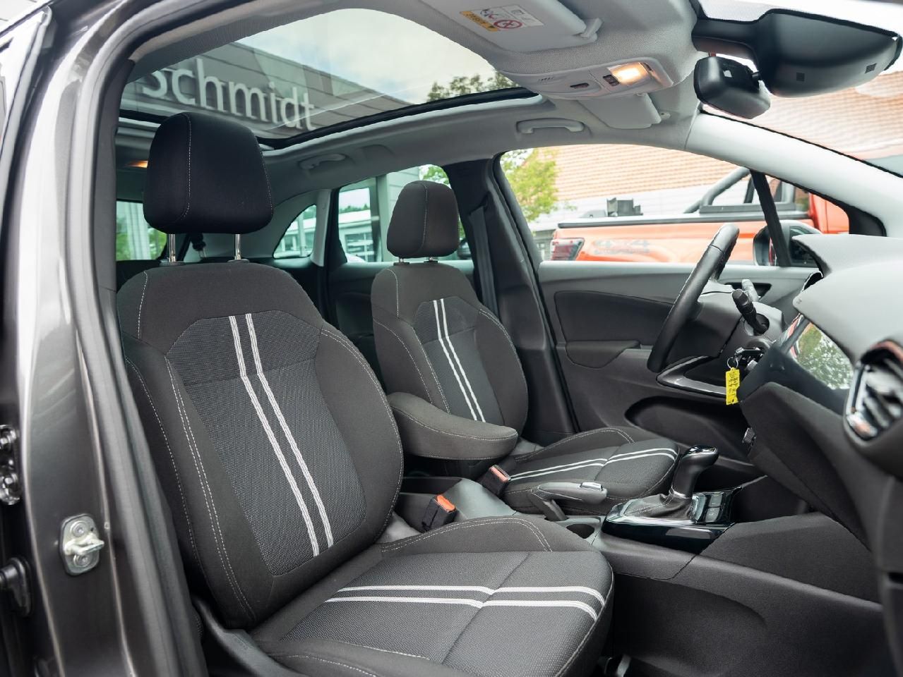 Fahrzeugabbildung Opel Crossland Elegance
