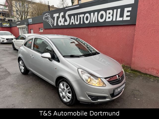 Opel Corsa D 1.4 Edition ( Fahrradträger )