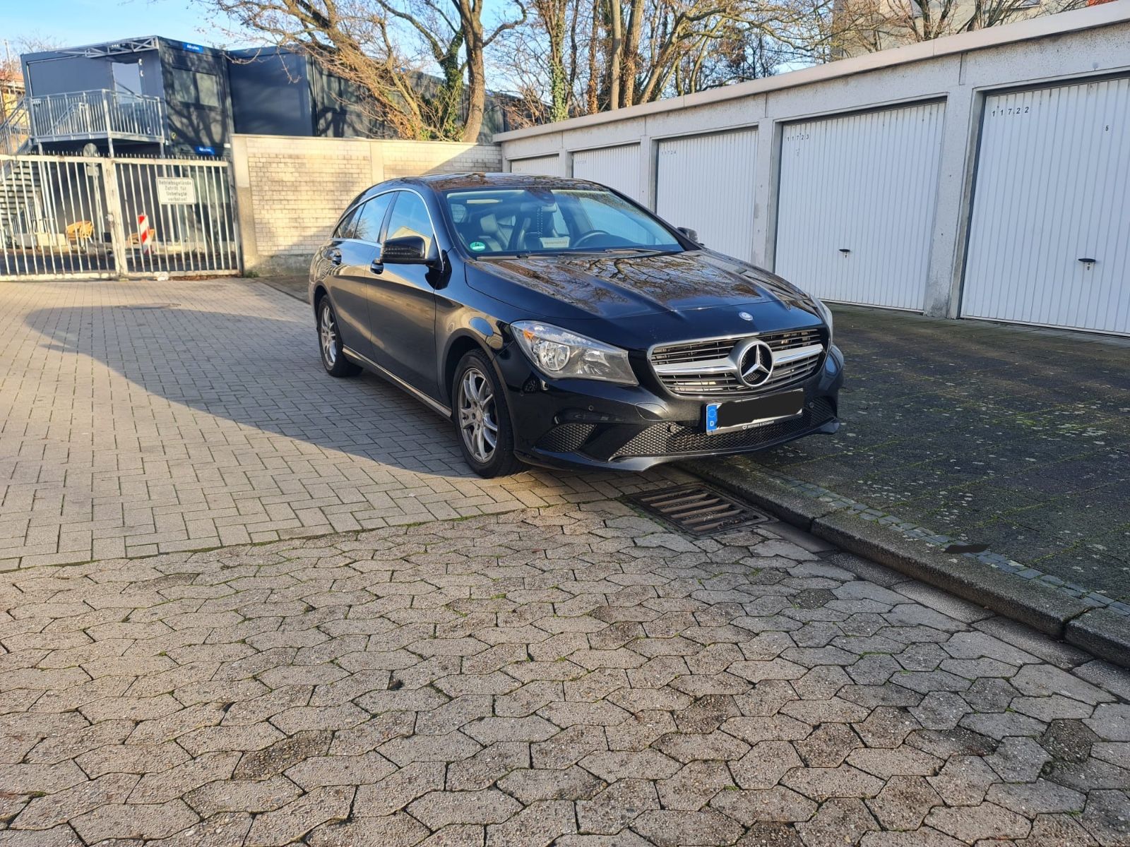 MERCEDES-BENZ CLA 180 Shooting Brake -