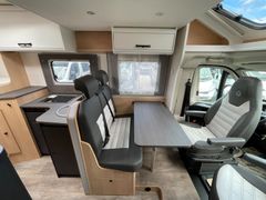 Sunlight T 67 S Adventure Edition | Automatik, Hubbett