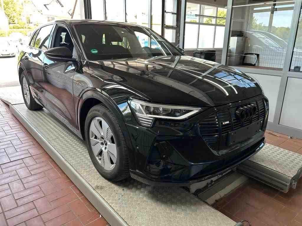 Audi e-tron 55 quattro S line