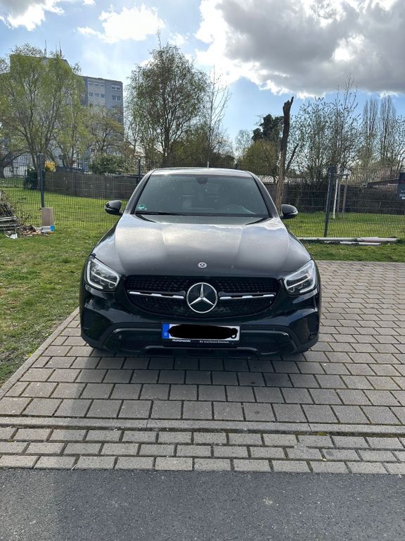 Image of Mercedes-Benz GLC 220