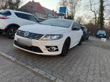 Volkswagen VW Passat CC Basis 2,0 R-Line S... - Volkswagen Passat CC mit Benzin-Antrieb: Limousine, 2.0