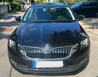 Skoda Octavia - 2