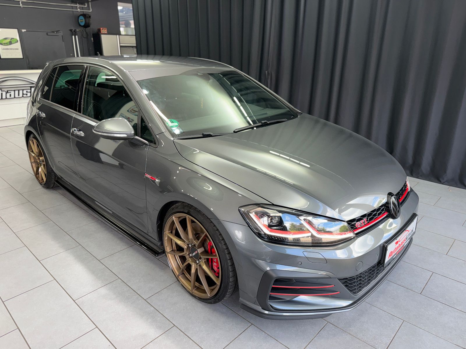 Fahrzeugabbildung Volkswagen Golf VII GTI Performance |APR|DSG|LED|MAXTON
