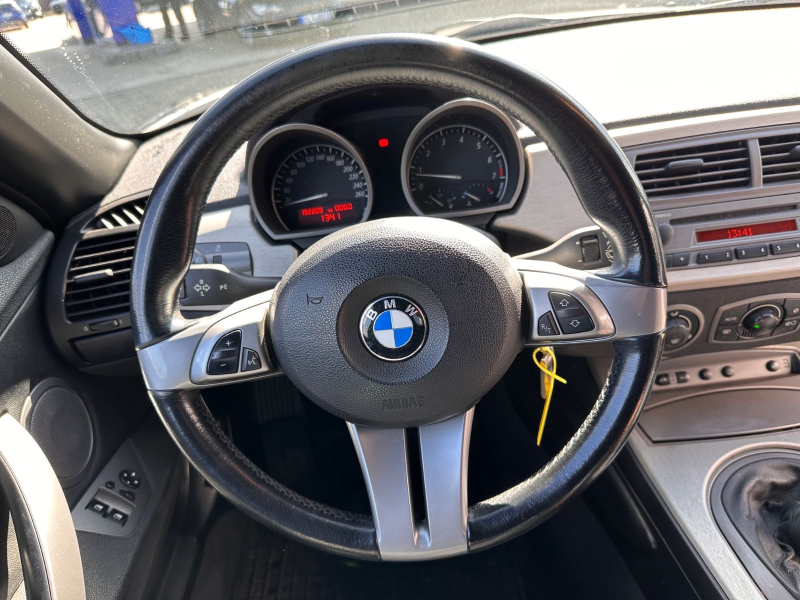 Fahrzeugabbildung BMW Z4 Roadster 2.2i Xenon/Leder/GRA/HiFi/PDC/Klima
