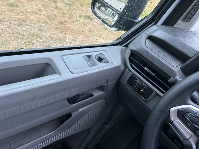 Transporter Kasten 2,0l TDI Automatik AHK Navi K