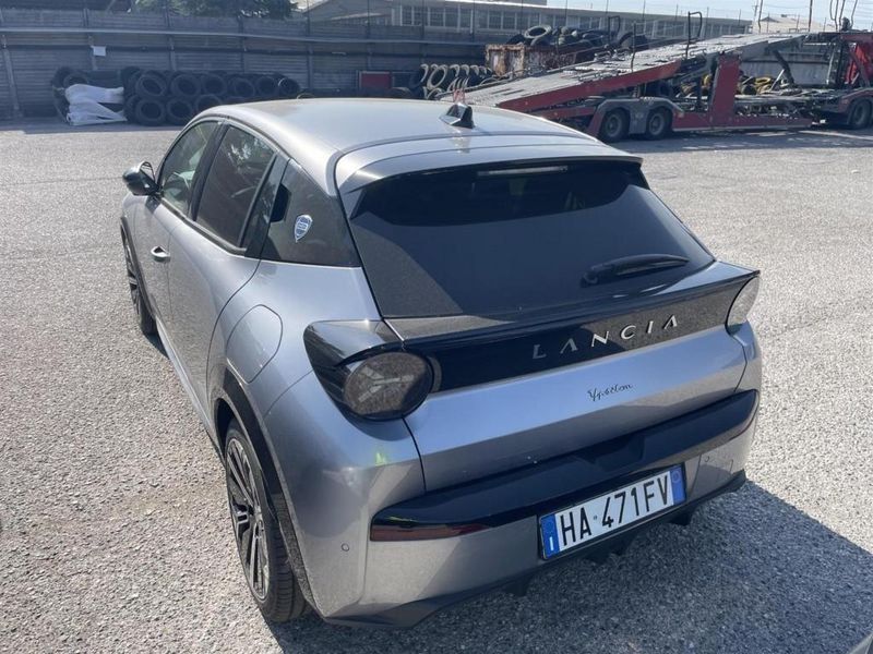Lancia Ypsilon Elettrica Elettrico 156cv LX imagem 3