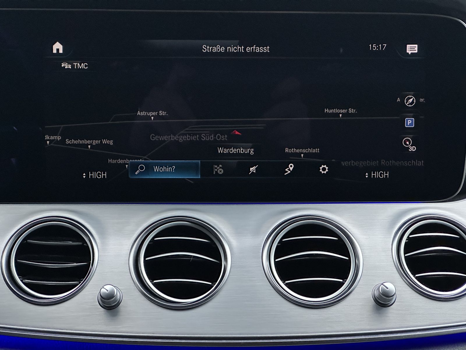 Fahrzeugabbildung Mercedes-Benz E 220d T Avantgarde NAV+LED+AHK+BURMESTER+KAM+VC