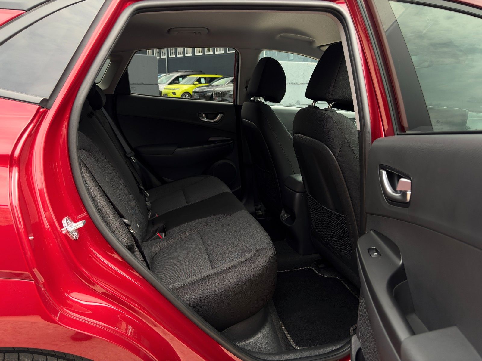 Fahrzeugabbildung Hyundai KONA E Trend ACC PDC CAM SHZ LHZ Navi CarPlay