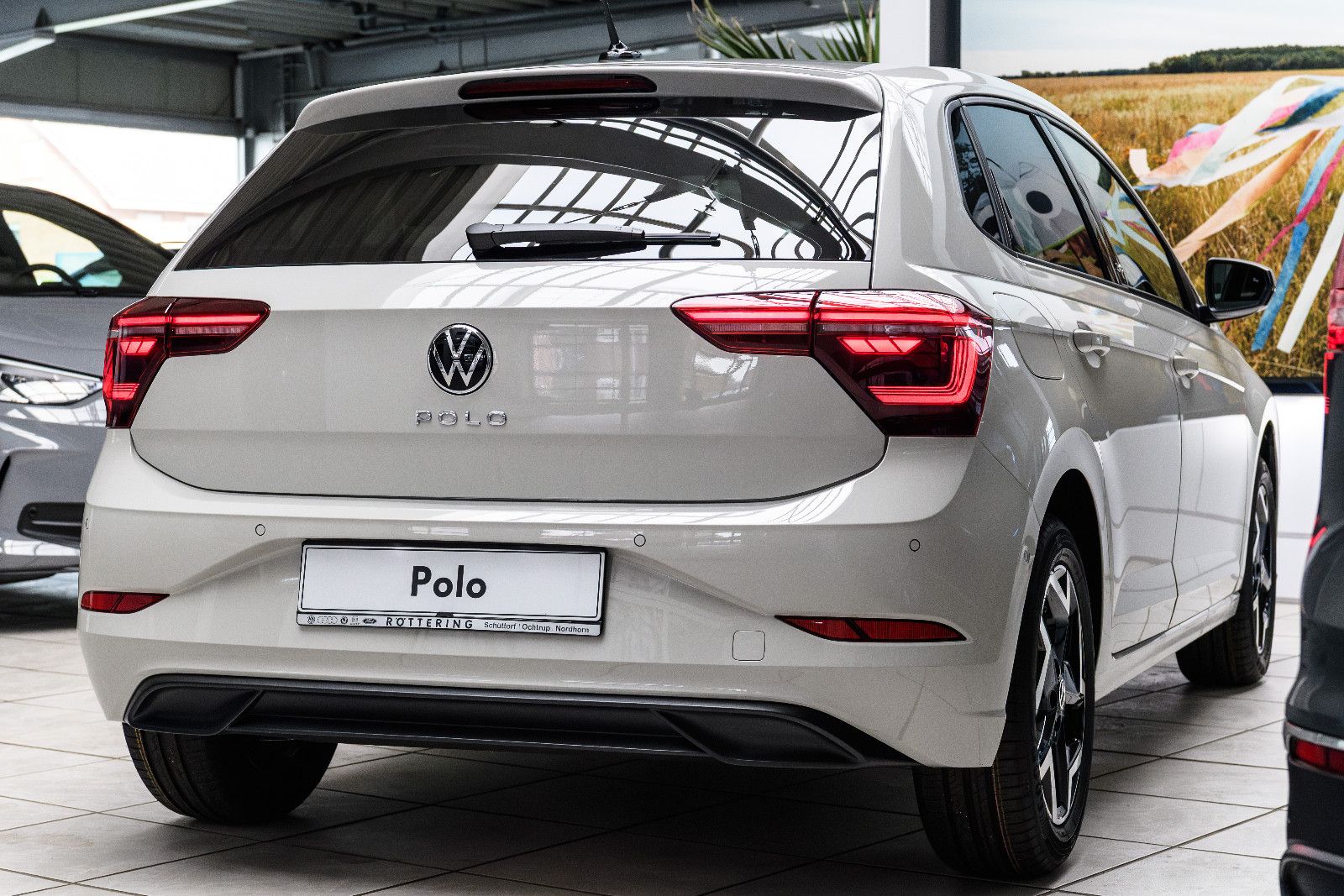 Fahrzeugabbildung Volkswagen Polo 1.0l TSI DSG Edition 50+Matrix+Navi+ACC