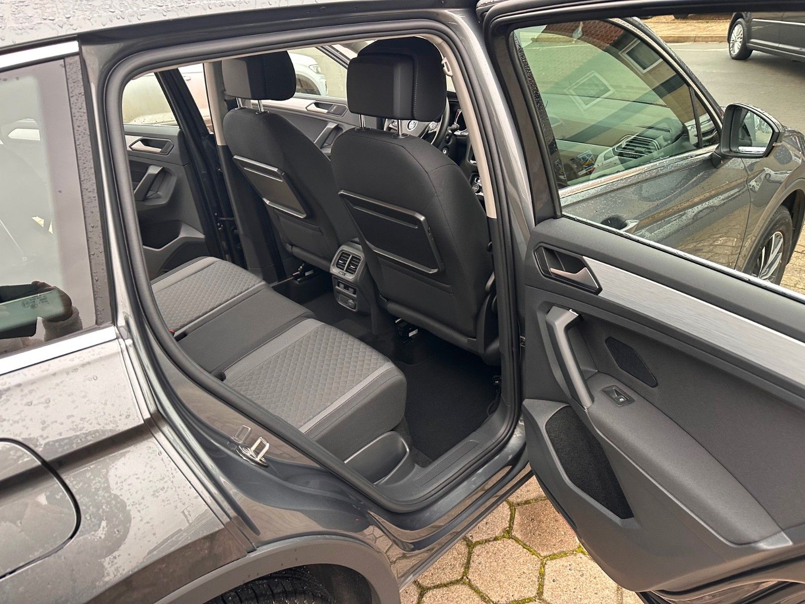 Fahrzeugabbildung Volkswagen Tiguan Comfortline BMT/Start-Stopp