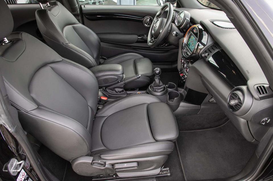 MINI Cooper Chili Navi Klima LED Sitzhzg Bluetooth