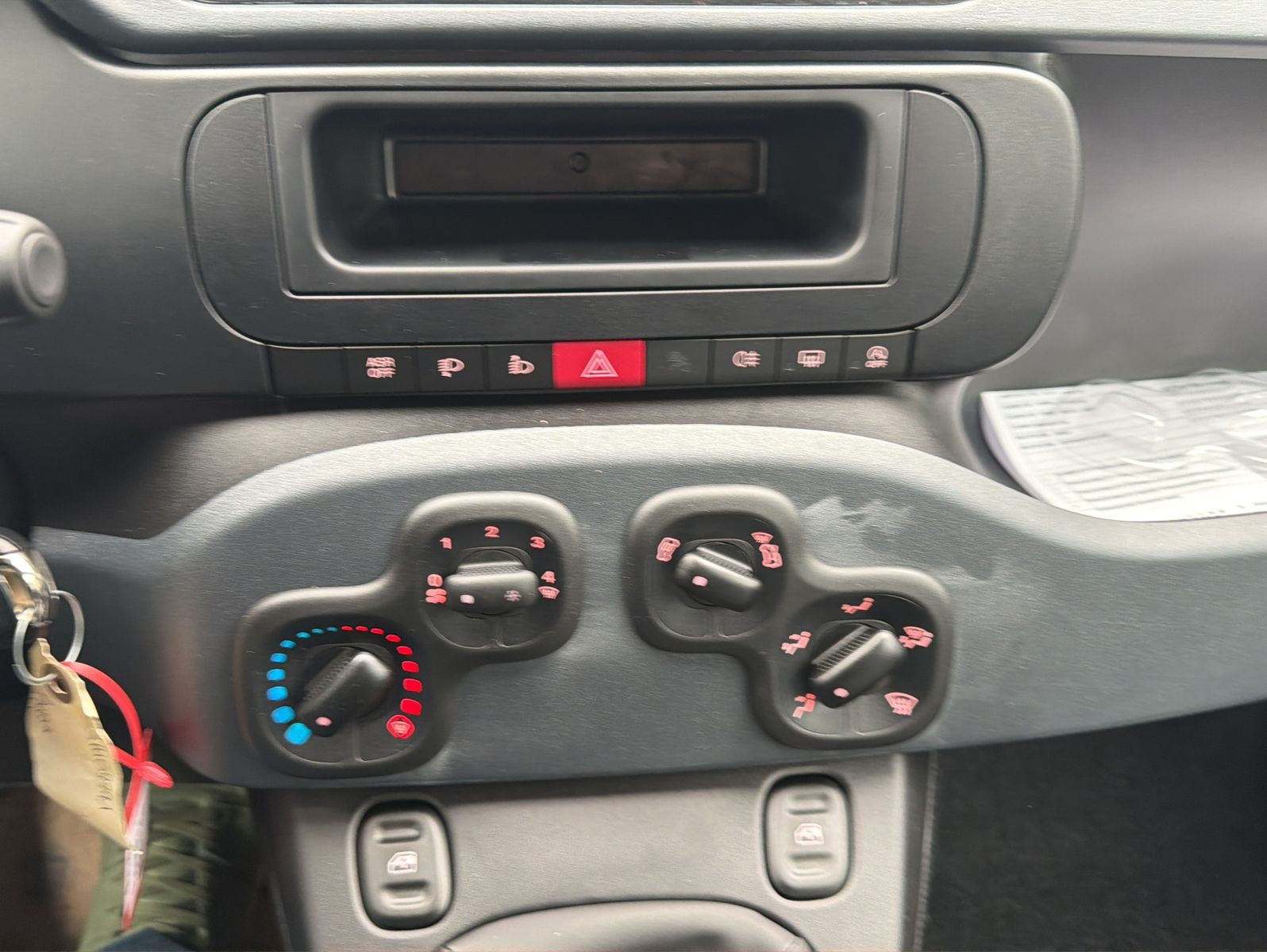 Fahrzeugabbildung Fiat Panda Pandina Icon