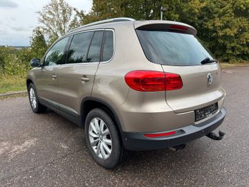 Volkswagen Tiguan - 5