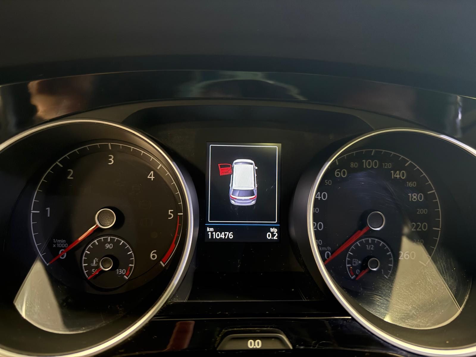 Fahrzeugabbildung Volkswagen Touran Comfortline BMT 7.SITZER/ SCHECKHEFT/ AHK