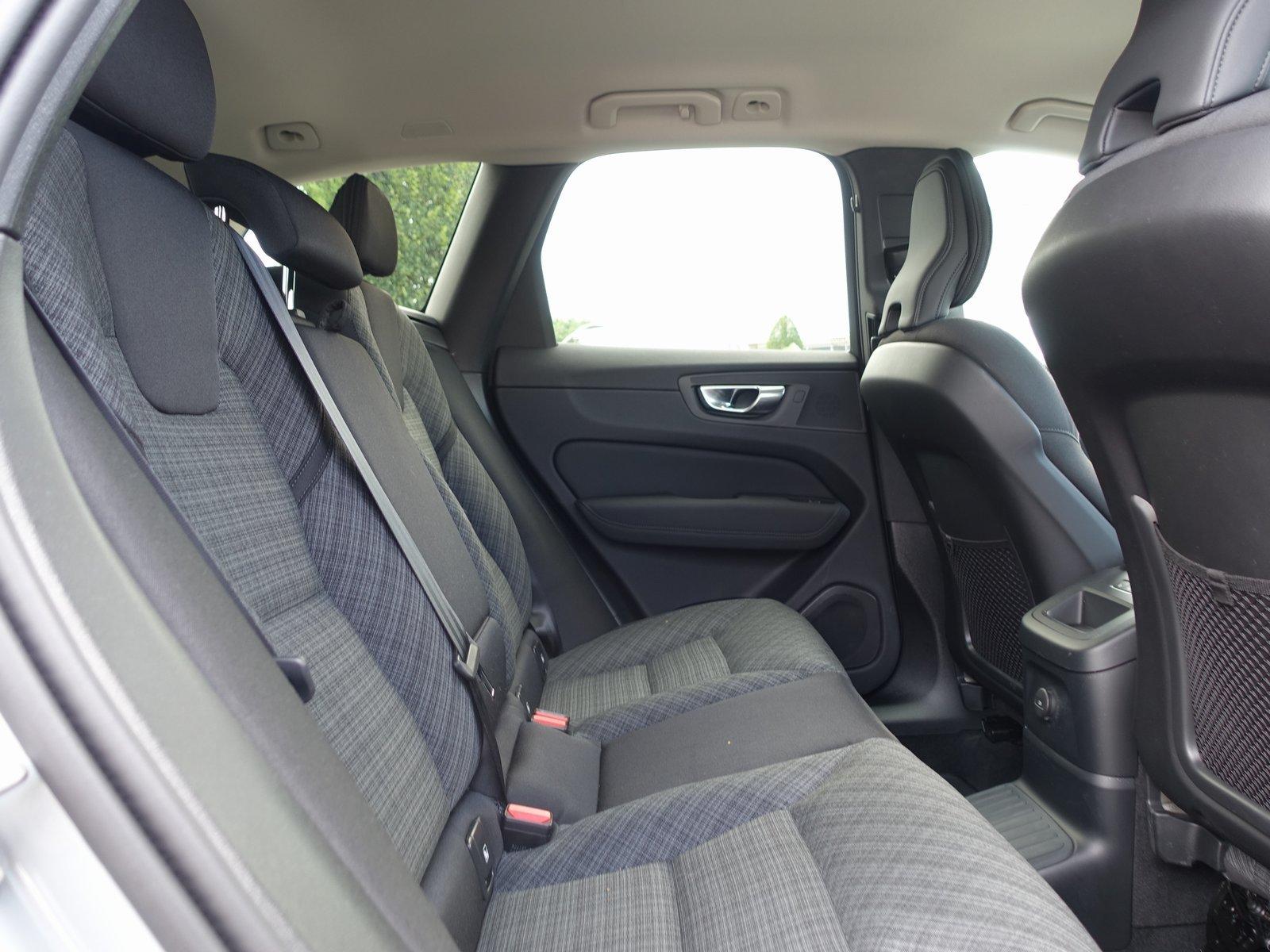 Volvo XC60 Core Facelift! T6 AWD Plug-in Hybrid/Kamera