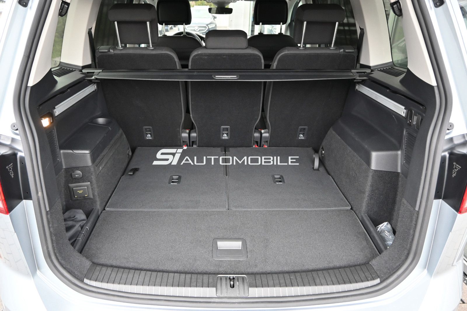 Fahrzeugabbildung Volkswagen Touran 1.5 TSI DSG °UVP 61.017€°ACC°AHK°STANDHEI