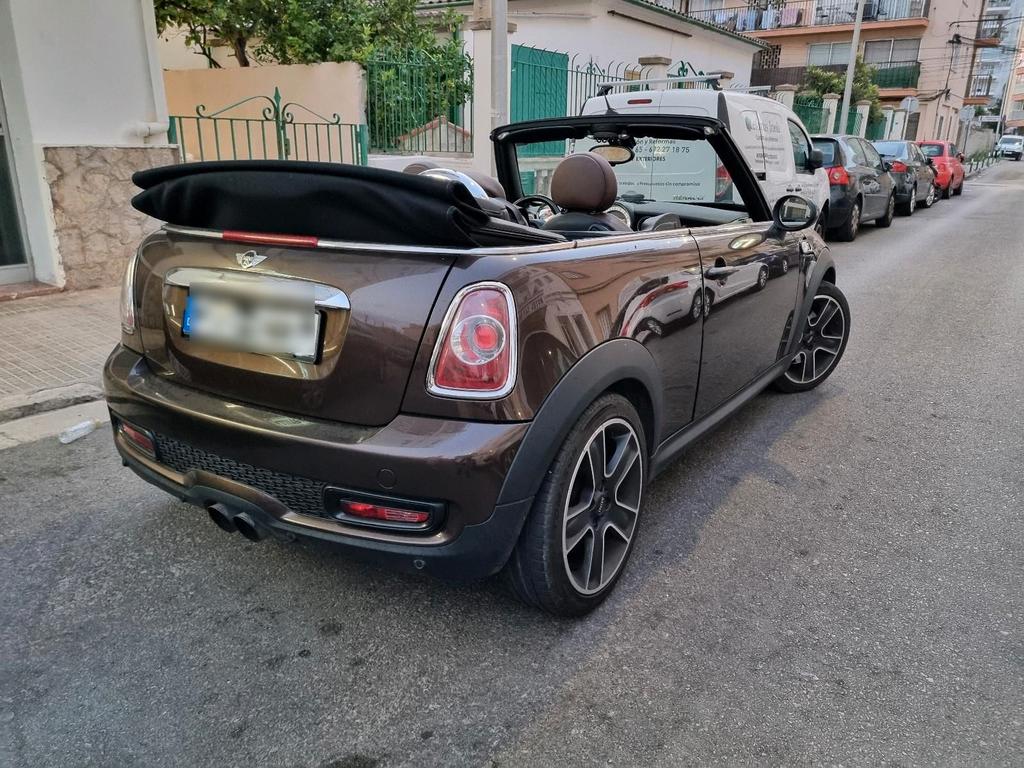 MINI Cooper Cabrio