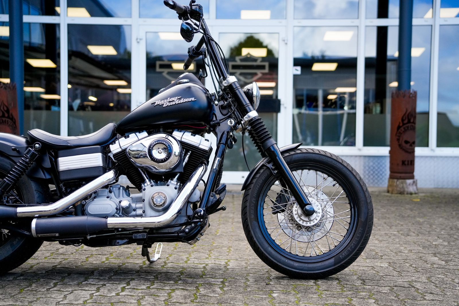 Fahrzeugabbildung Harley-Davidson FXDB Dyna Street Bob Twin Cam 96- Kesstech - Ape