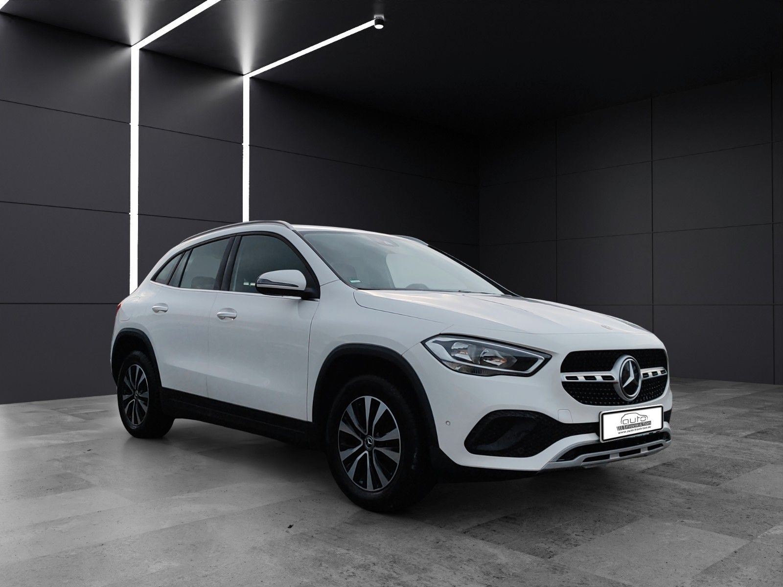 Fahrzeugabbildung Mercedes-Benz GLA 250 e*Navi*AHK*Kamera*SitzHZ*DAB*