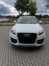 Audi Q7 Sline 3.0 TDI 7 Sitzer - Audi Q7 in Erfurt