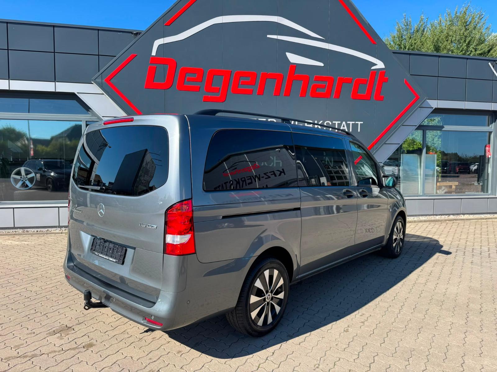 Mercedes-Benz Vito Tourer 116 CDI  lang Edition ACC AHK NAV